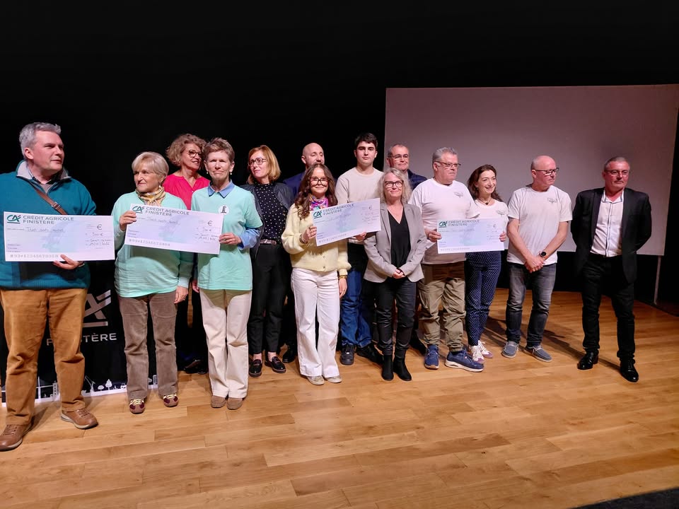 Le CMJ de Plouguin récompensé Le CMJ de Plouguin récompensé